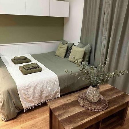 Apartmán Le P'Tit Antoine Pont-Évêque Exteriér fotografie