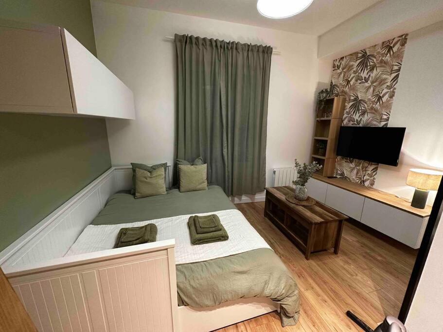 Apartmán Le P'Tit Antoine Pont-Évêque Exteriér fotografie